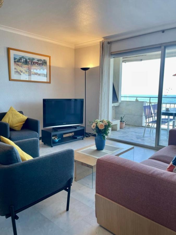 Seafront One Bedroom Apartment With A Terrasse Swimming Pool And A Parking Αντίμπ Εξωτερικό φωτογραφία