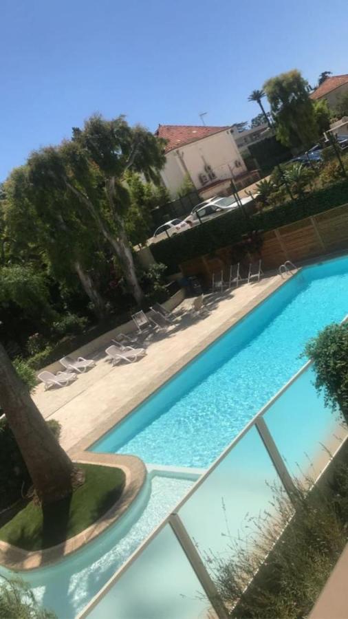 Seafront One Bedroom Apartment With A Terrasse Swimming Pool And A Parking Αντίμπ Εξωτερικό φωτογραφία
